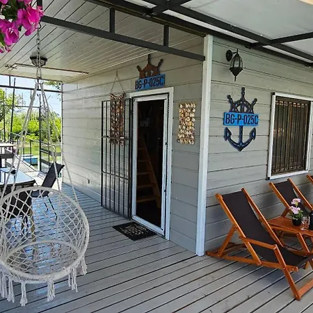 Splav House On The River